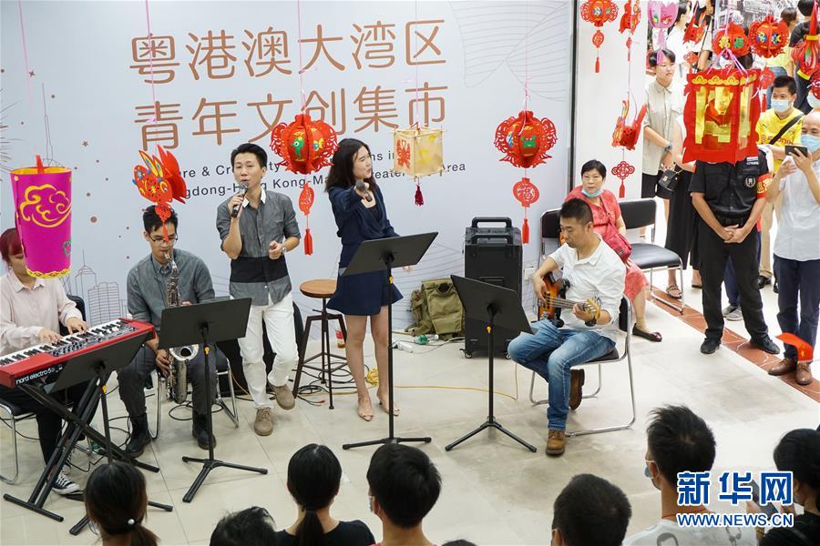 （新華全媒頭條 圖文互動）（10）流動中國折射復蘇新氣象——透視“十一”黃金周
