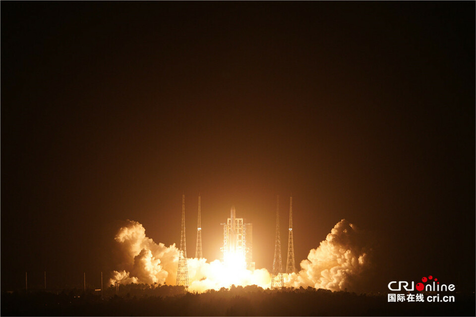 嫦娥五號發射圓滿成功 開啟中國首次地外天體採樣返回之旅