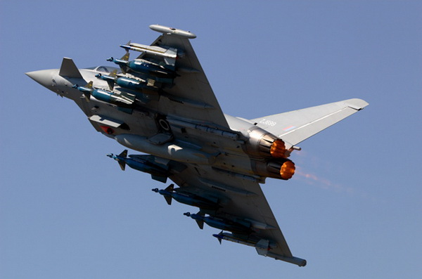 沙特确认已派战机进驻土空军基地